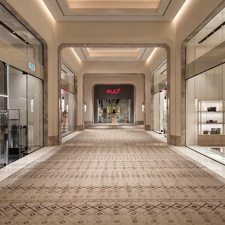City Of Dreams Mediterranean - Integrated Resort, Casino & Entertainment Лимасол Екстериор снимка The interior of the shopping mall