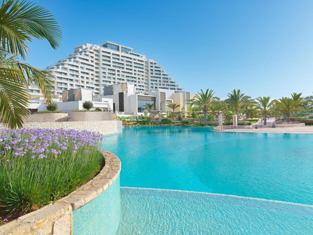 City Of Dreams Mediterranean - Integrated Resort, Casino & Entertainment Лимасол Екстериор снимка Hilton Sharm El Sheikh Resort