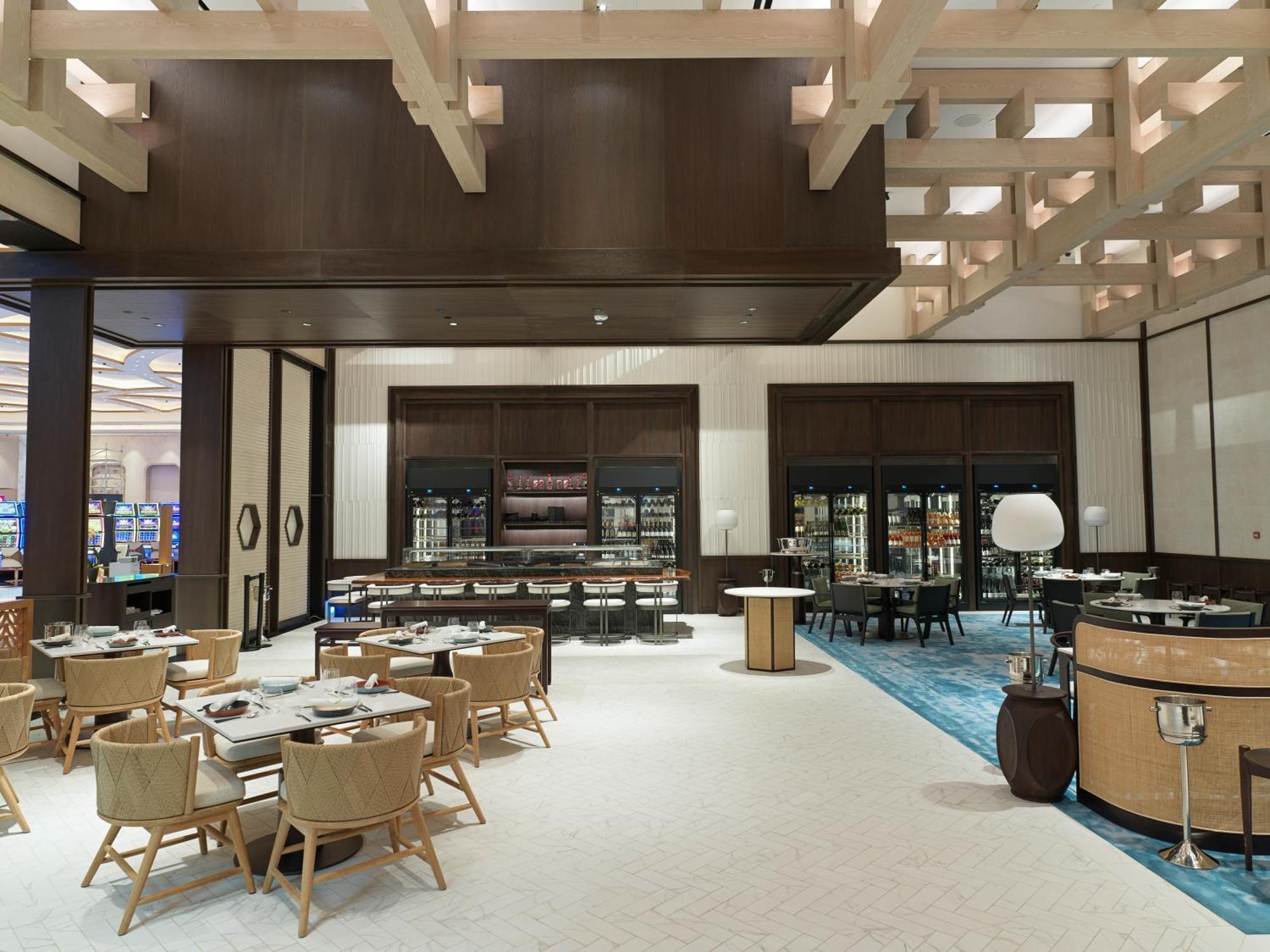 City Of Dreams Mediterranean - Integrated Resort, Casino & Entertainment Лимасол Екстериор снимка The interior of the lounge